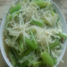 Khoai tây thái sợi cần tây